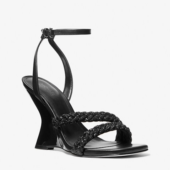 Elegant Black Women's Sandals - Picture 1 of 7